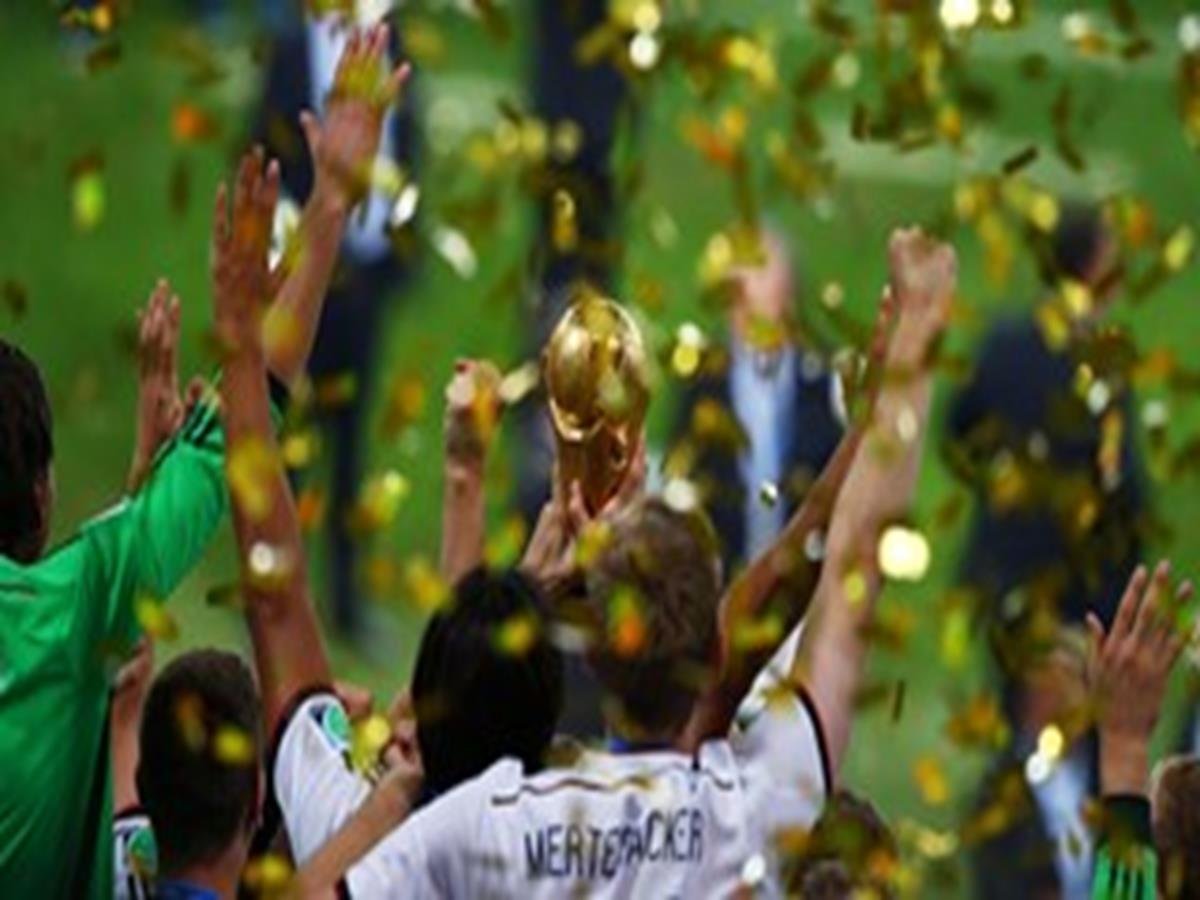 9 - 8 x 6 Photo - Football - FIFA World Cup 2014 WINNERS - GERMANY