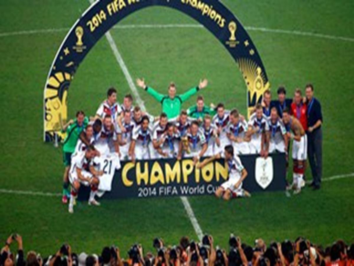 15 - 40 x 30 Photo - Football - FIFA World Cup 2014 WINNERS - GERMANY