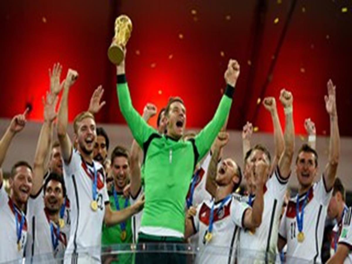 16 - 15 x 10 Photo - Football - FIFA World Cup 2014 WINNERS - GERMANY