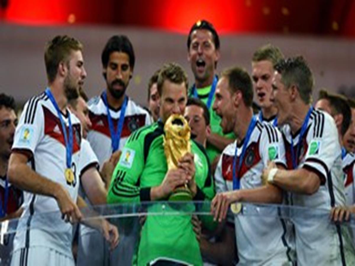 36 - 30 x 20 Photo - Football - FIFA World Cup 2014 WINNERS - GERMANY