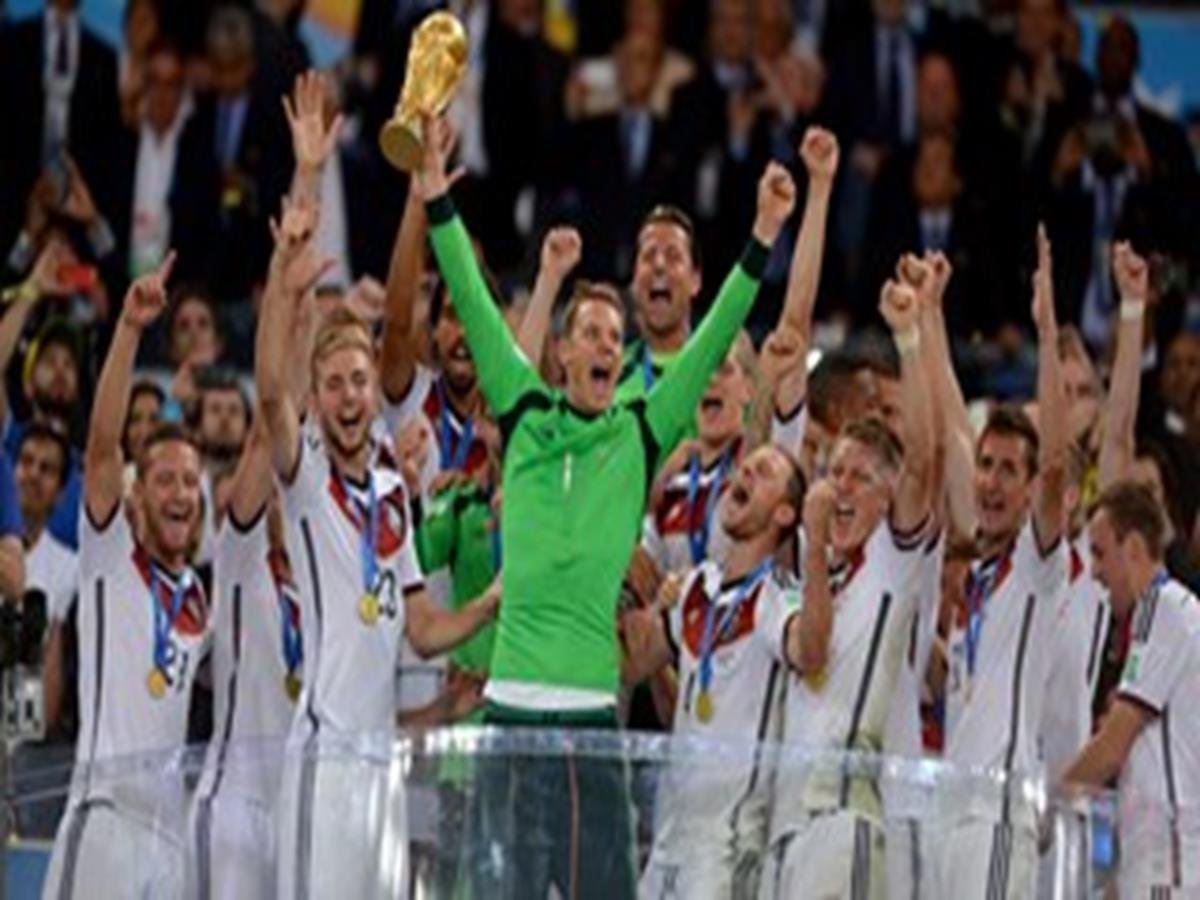 31 - 8 x 6 Photo - Football - FIFA World Cup 2014 WINNERS - GERMANY