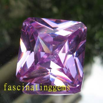IF~48.50CT BEAUTIFUL SQUARE LILAC ZIRCON