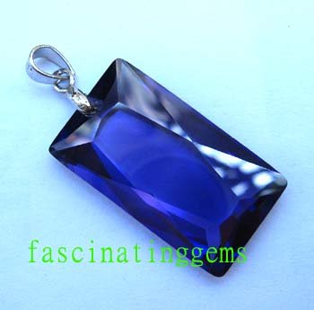 IF~30.05CT GLISTENING RECTANGLE BLUE ZIRCON PEADANT