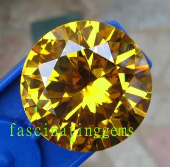 48.05CT BEAUTIFUL GLISTENING CIRCULAR RED ZIRCON
