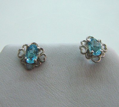 100% natural blue round sapphire and sterling silver earrings