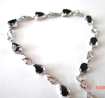 100% natural blue sapphire and sterling silver bracelet
