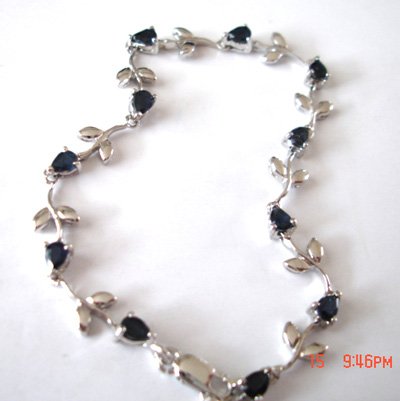 100% natural blue sapphire and sterling silver bracelet