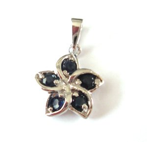 100% natural blue sapphire and sterling silver necklace pendant