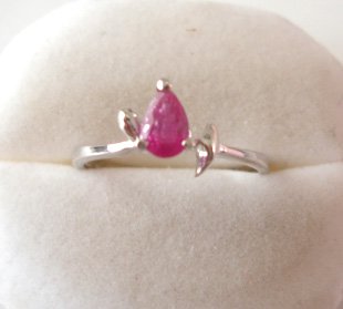 100% natural red ruby and sterling silver ring