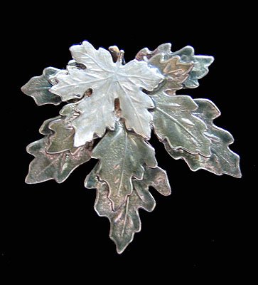 Maple Leaf Multi-Leaf Silver Tone Shiny Pin/Brooch