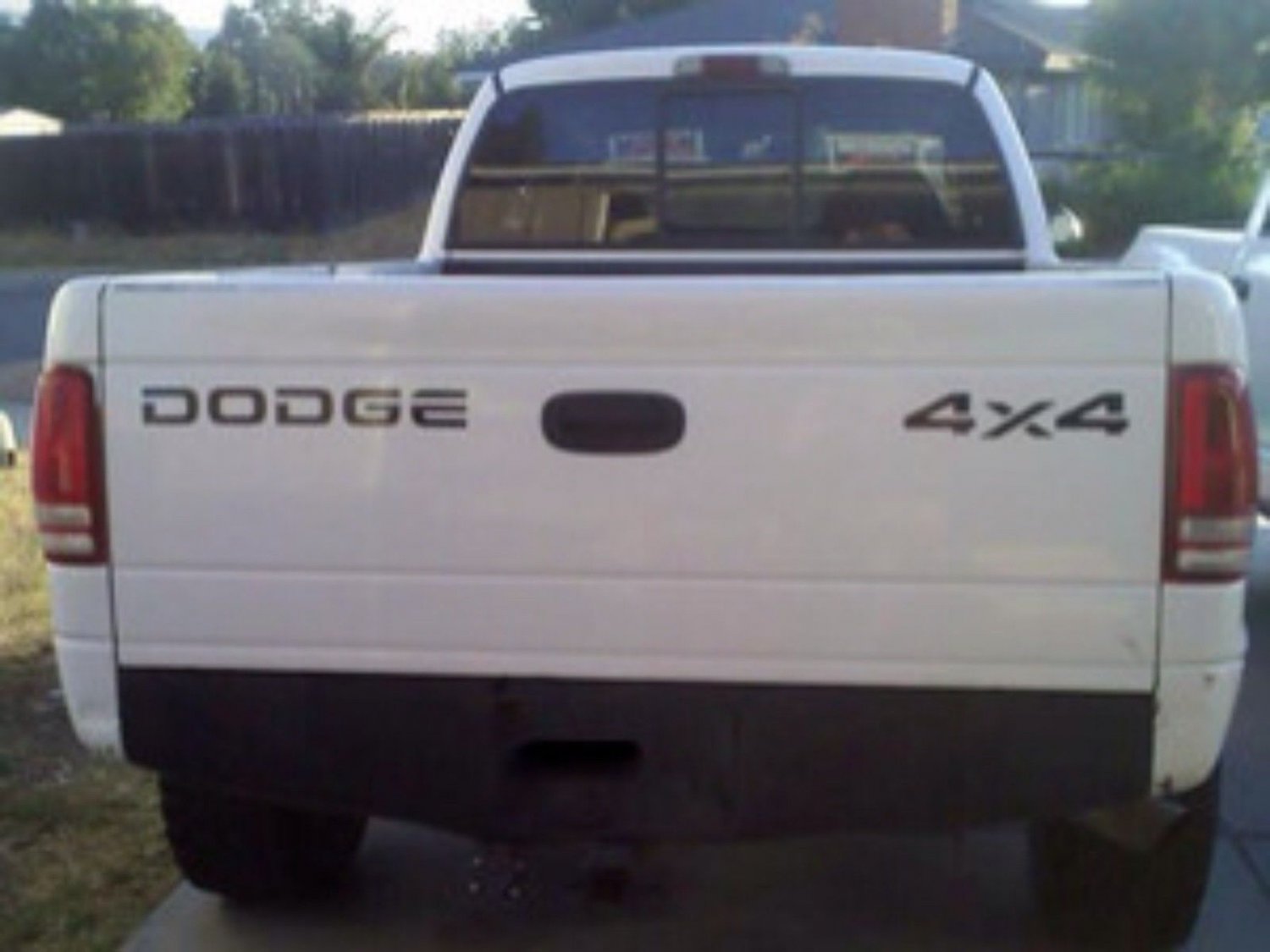Dodge Ram 4x4 tailgate lettering Decal