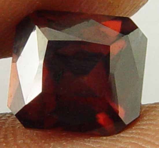 2.80Ct Ultra Rare Color Natural Red Zircon Gem 11031867
