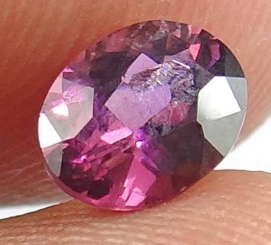 SPINEL Natural 1.05 Carat 6.95 X 5.52 MM Untreated Nice Color & Luster 12111510