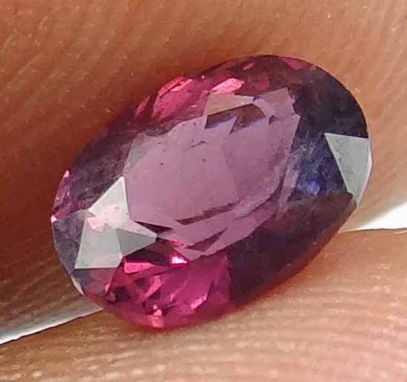 SPINEL Natural 1.3 CT 7.61 X 5.74 MM Great Color & Luster Untreated Gem 12111529