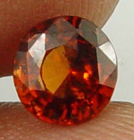 1.40CT Super Orange Glow Hessonite Garnet 10101108