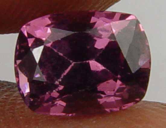 1.65CT Well Cut Glowing Pink Natural Garnet 10061123