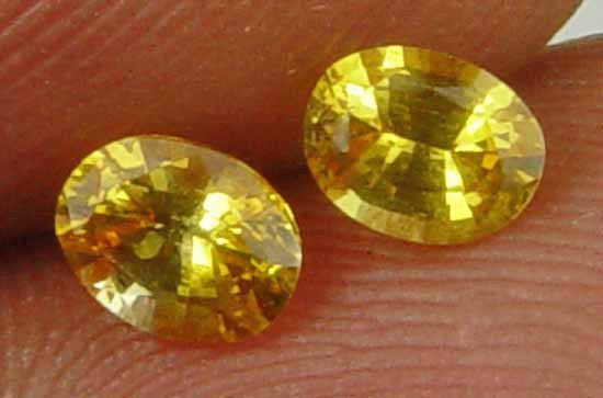 0.75CT Rare Pair Yellow Fire Natural Sapphire 10070822
