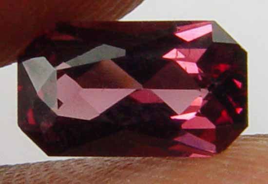 1.30CT Well Cut Nice Glow 100% Natural Garnet 10061145