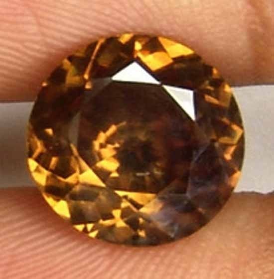 3.80CT Nice Size Natural Brown Zircon Gem 10090385