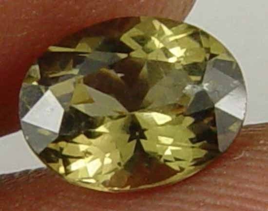 KORNERUPINE Natural 1.40 CT 7.98 X 6.22 MM Collector's Gem 10090179