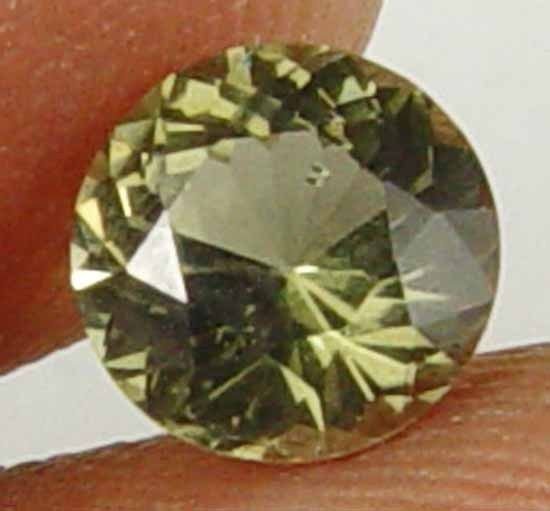 KORNERUPINE Natural 1.00 CT 6.22 X 4.06 MM Glowing Round Cut Loose Gem 10090184