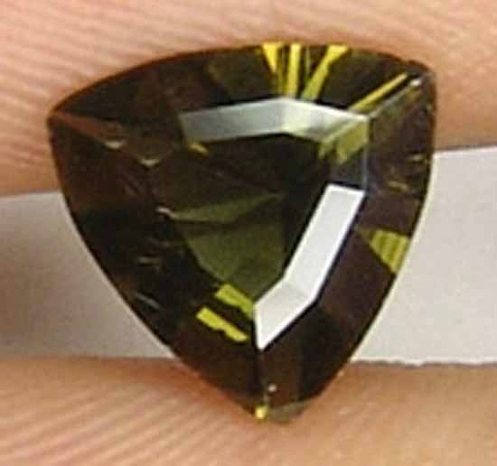 1.30CT Olive Green Trillion Natural Konerupine 10081666