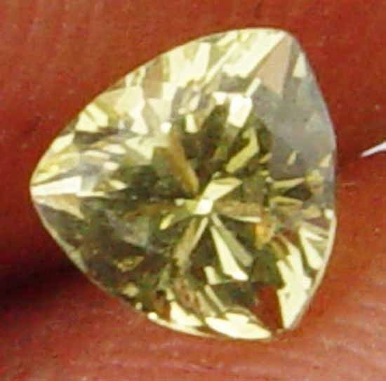 Stunning Trillion 0.50Cts Gorgeous Natural Chrysoberyl 11052140