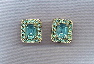 SPLENDID VTG. BLUE TOPAZ EARRINGS