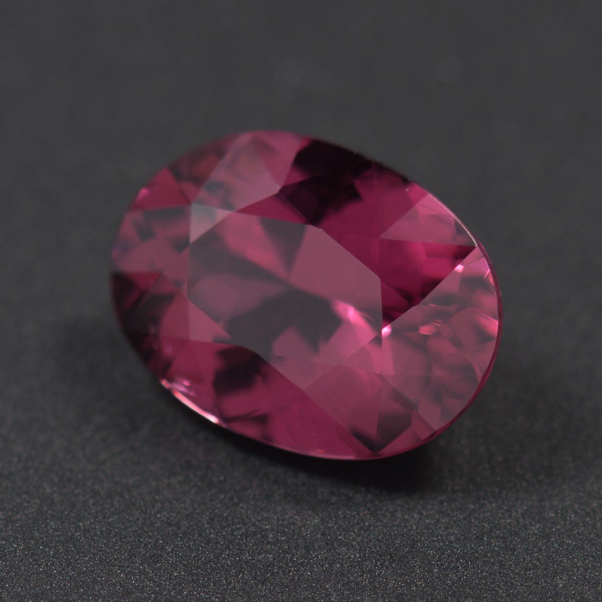 Certified Natural Rhodolite AAA Quality 8x6 mm Faceted Oval Shape 1 pcLoose Gemstone