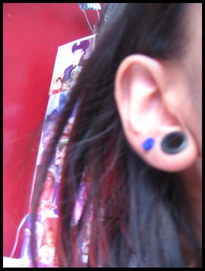 navy.blue.button.earring