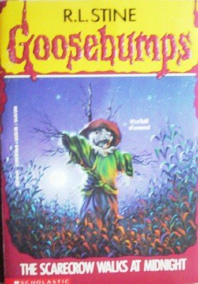 Goosebumps: The Scarecrow Walks at Midni by Stine, R L