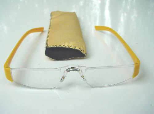 NEW YELLOW RIMLESS READING GLASSES & POUCH +1.5 D512
