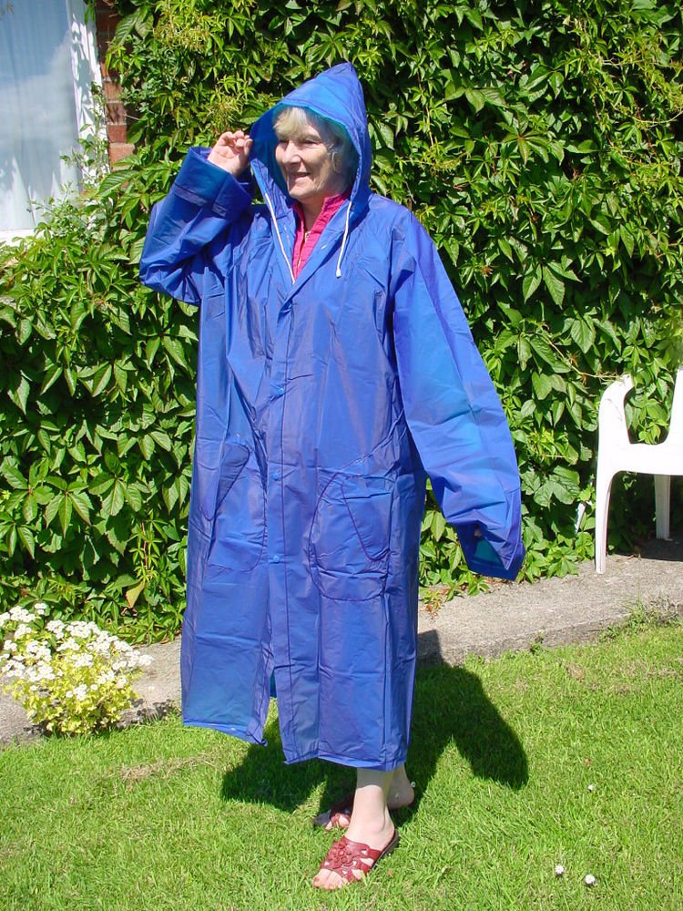 BLUE PVC VINYL (EVA) HOODED RAINCOAT MAC UNISEX REUSABLE FESTIVALS