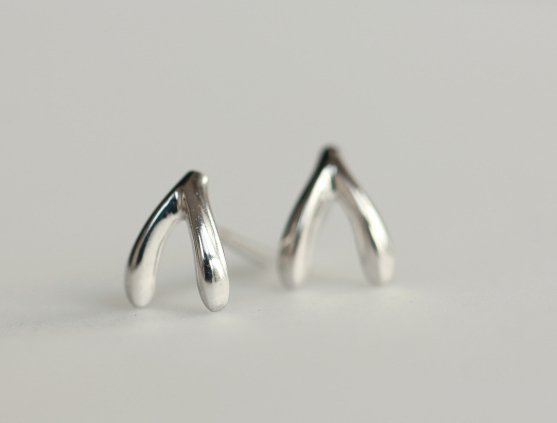 Sterling Silver 0.925 wishbone earring