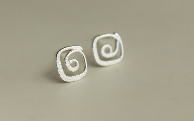 Sterling Silver 0.925 Spiral earring