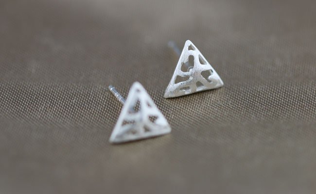 Sterling Silver 0.925 Triangular Flower Earring