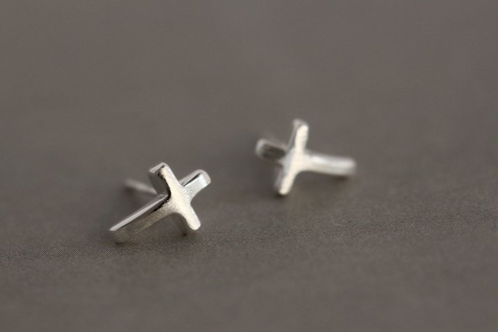 Sterling Silver 0.925 Cross Earring
