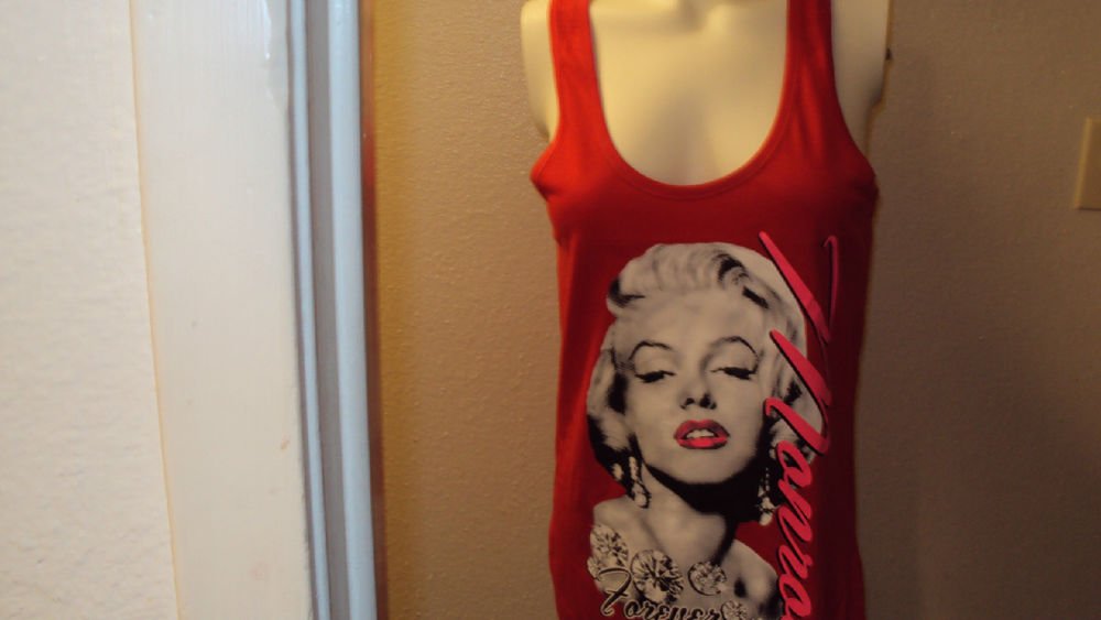 WOMENS RED MARILYN MONROE GRAPHIC T-SHIRT SIZE L XL