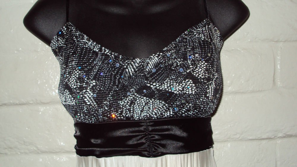 WOMENS COCKTAIL PARTY DRESS BLACK, SILVER, AND IVORY CREME SIZE S M