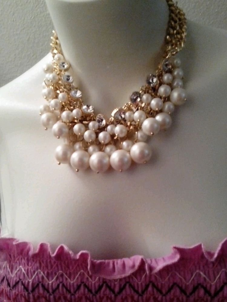 VINTAGE PEARL NECKLACE WITH GORGEOUS RHINESTONES