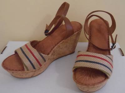 Born Slingbacks Wedge Platform Ankle Strap 9M US / 40.5 EU Multi Color Striped