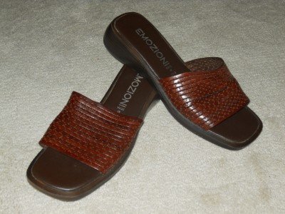 Brown Leather Sandals Slides Wedges Platforms Sz 9 / 39 EUC Italy made EMOZIONI
