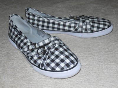 AIR WALK Sneakers Boat Shoes Black & White Canvas 8.5 EUC