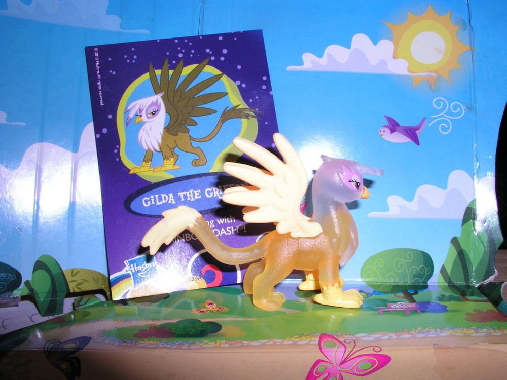 My Little Pony Blind Bag Gilda the Griffon (Neon Collection Unopened)