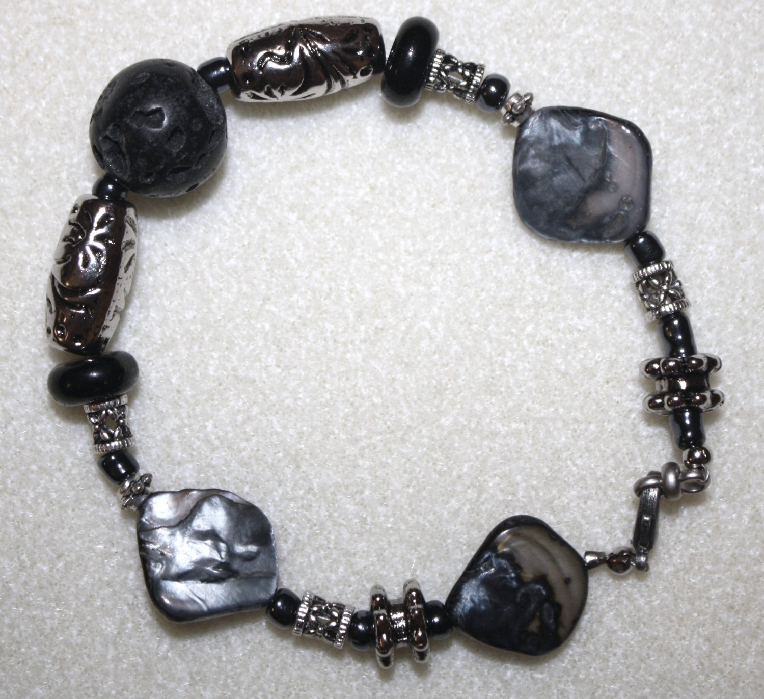 Black Mother-of-Pearl Bracelet - Item #B14