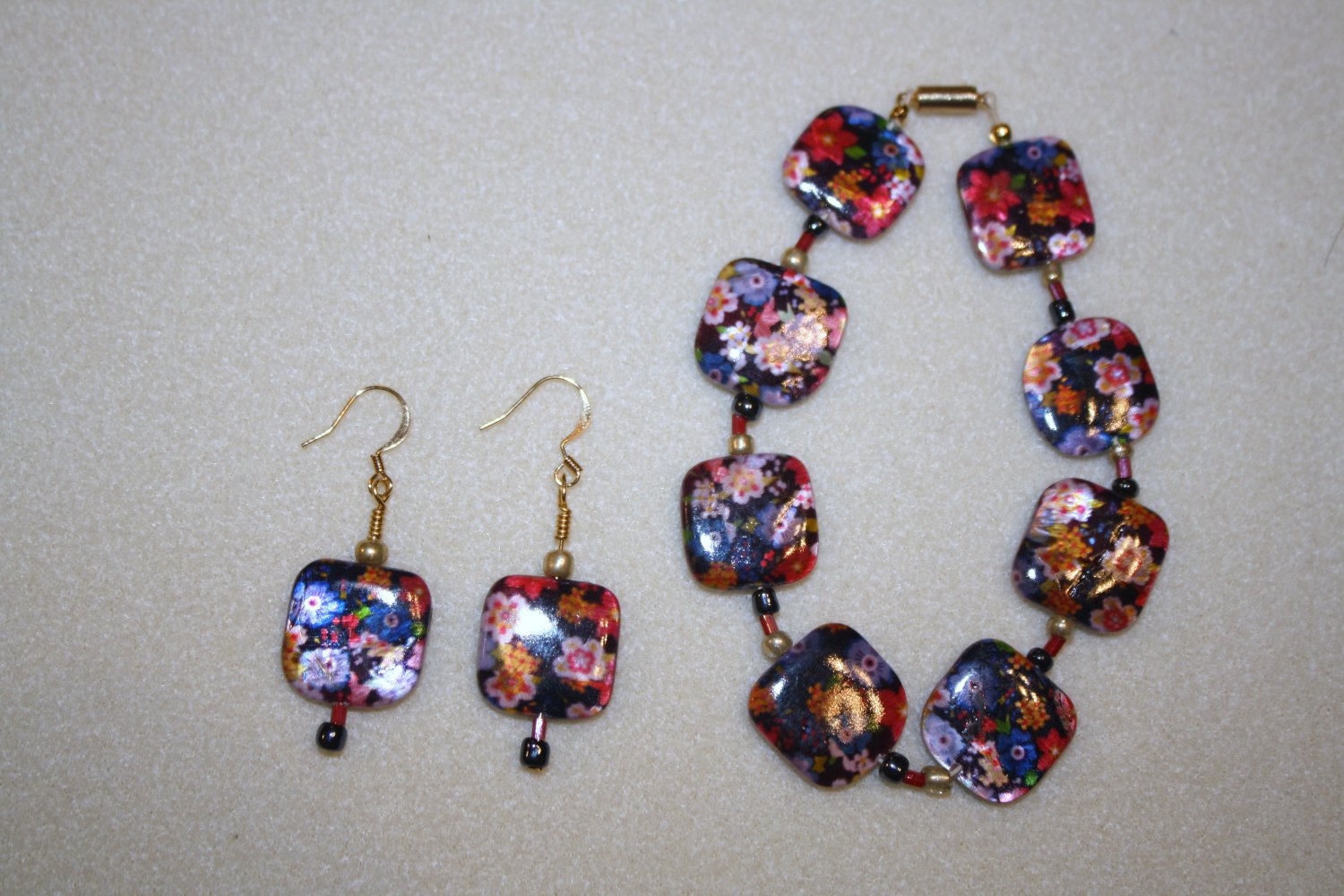 Floral Fantasy Bracelet & Earrings - Item #BES17