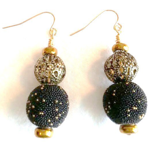 Black N' Gold Design Earrings - Item #E180