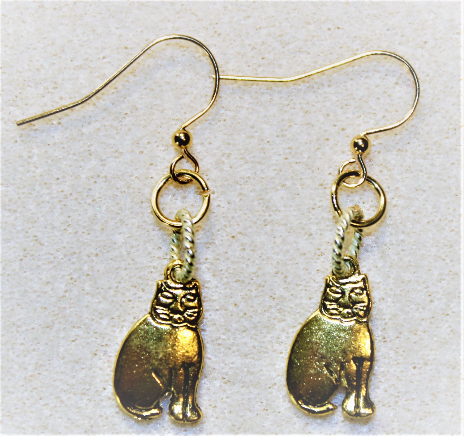 Goldtone Cheshire Cat Earrings - Item #E467