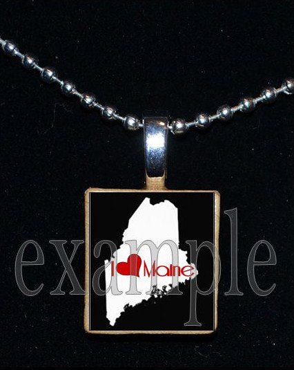 ANY USA STATE Black & White c/ Red Heart Scrabble Necklace Charm Key-chain Gift