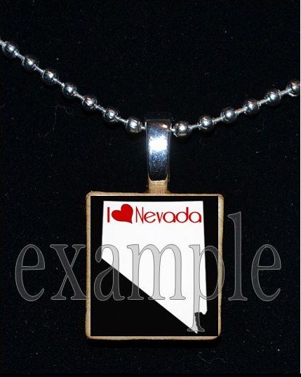 ANY USA STATE Black & White c/ Red Heart Scrabble Necklace Charm Key-chain Gift